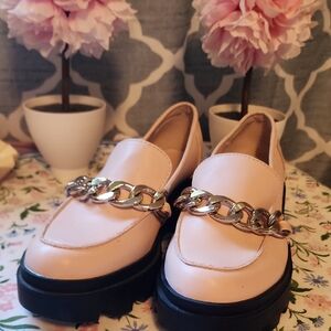 Elegant Pink Loafers with Gold Chain Detail